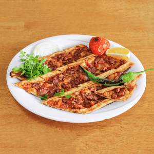 Kuşbaşılı Kaşarlı Pide | 250,00